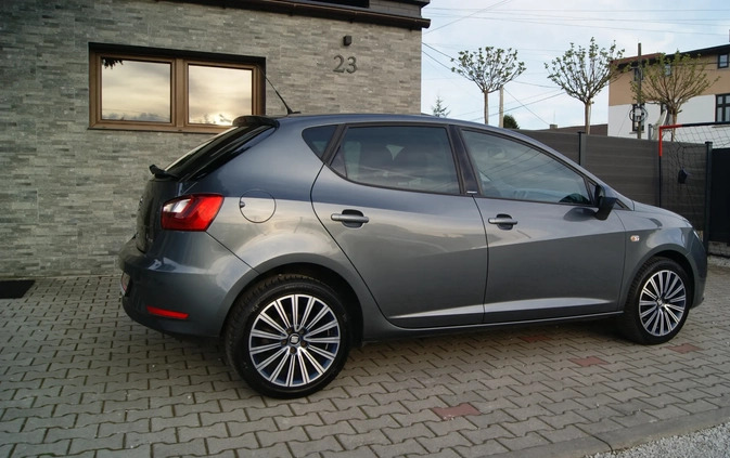 Seat Ibiza cena 36400 przebieg: 102000, rok produkcji 2016 z Prabuty małe 497